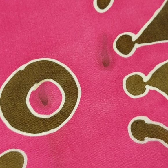 Pink Colored Square Silk Scarf with olive green Print Handpainted Fuji Silk- NEW - Picture 8 of 8